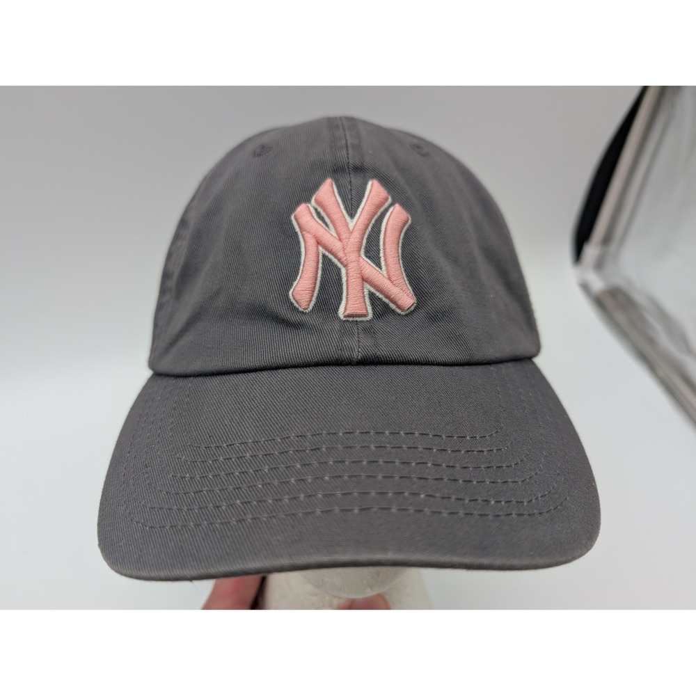 Fan Favorite MLB New York Yankees Hat Gray Pink Embroidered Adjustable Baseball